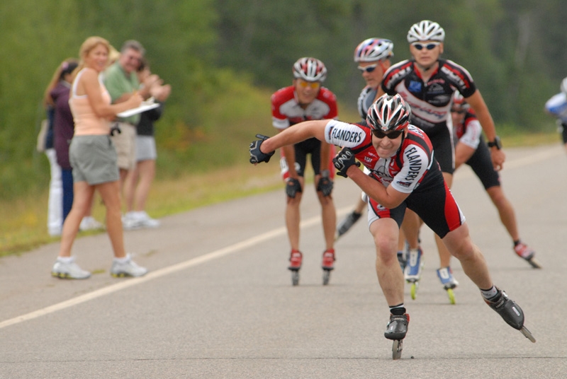 Dave Bartz Wins the Hoyt Lakes Skate